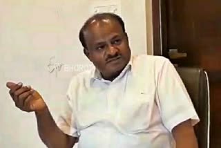 disrespect-to-kannada-language-in-karnataka-h-d-kumaraswamy