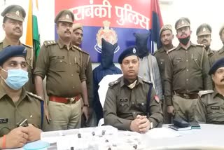 police arrested two thieves in barabanki