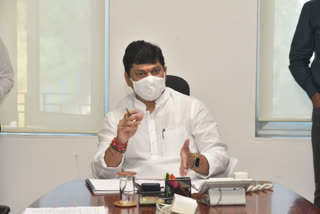 Maharashtra minister Dhananjay Munde