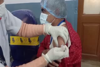 Corona vaccination in Chittaurgarh, चित्तौड़गढ़ न्यूज