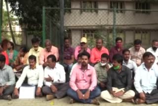 pdo-protest-to-transfer-mandya-eo