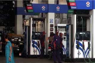 HPCL reports record profit on inventory, foreign exchange gains