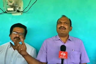 NRLM Director Ramanareddy visits Tamballapalle zone of Chittoor district