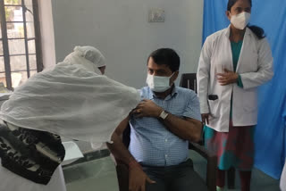 डूंगरपुर न्यूज़, corona vaccination in dungarpur