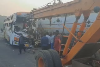 Three killed after bus rams into truck in Gujarat