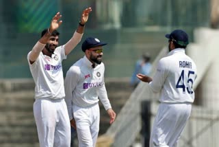 Jasprit Bumrah scalps 1st Test wicket in India