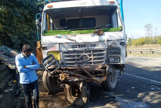 Dumper collided with three vehicles in Vikasnagar
