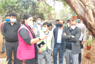 commissioner Gyanesh Bharti inaugurated compost at site in Defense Colony area of Delhi