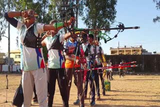 Under training of ITBP jawans 6 children of kondagaon selected for national level archery
