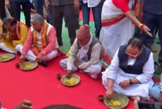 Nadda had lunch with farmers