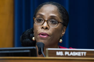 As Trump prosecutor, Stacey Plaskett gets her say on impeachment