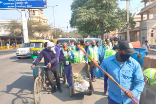 South Delhi Municipal Corporation cleanliness workers campaign