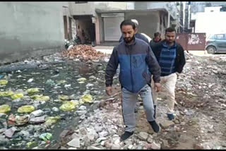 Waste of dirt in Wazirabad delhi