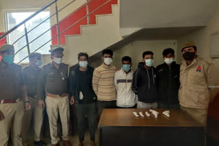 Five arrested planning robbery and loot in noida