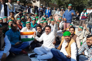 مظفر نگر: زرعی قوانین کے خلاف بھارتیہ کسان یونین کا احتجاج