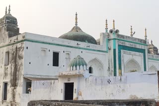 masjid e dara shikoh is a great monument of shah jahani era in jaunpur