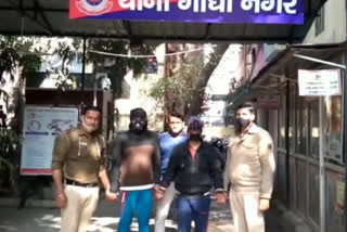 Two crooks arrested in Gandhi Nagar