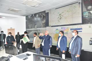 union-secretary-inspects-command-control-and-communication-center-in-ranchi