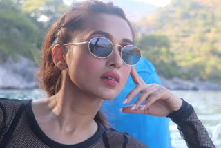 Mimi Chakrabarty social media