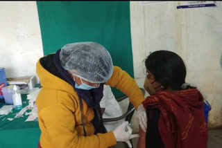 corona vaccine in Bhojpur