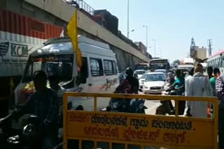 Traffic jam on Tumkur road