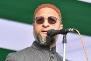 Host farmers at your house like you treated Obama:Owaisi to PM