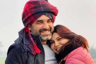 pankaj tripathi with family