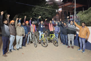 cycle trip Three vhp members reached Giridih