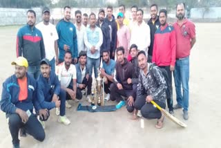 ss-enterprises-won-bhojpuria-cricket-league-title-in-jamshedpur