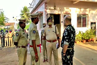 District SP inspected polling stations