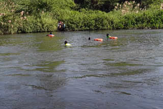 2 school boys drowned in river near erode