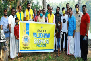 The banks of the Olipram River were cleared of waste  Olipram River  ഒലിപ്രം പുഴയുടെ തീരം മാലിന്യ വിമുക്തമാക്കി  ലയണ്‍സ് ക്ലബ്ബ് ഓഫ് വള്ളിക്കുന്ന്  മലപ്പുറം  മാലിന്യ വിമുക്തമാക്കി