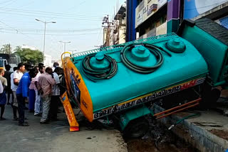 car_lorry_accident