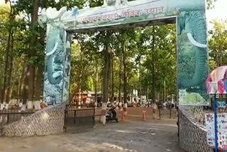 Discontent among tourists due to closure of Birsa Munda zoo in ranchi