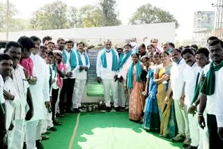 ministers niranjanreddy and mallareddy inaugurate whare houses in shameerpet