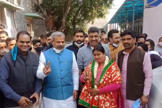 Aadesh Gupta arrives in support of BJP candidate for delhi mcd byelection