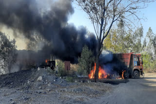 fire accident at mancherial singareni chp and two lorries burn