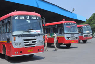 Four transport corporations pay half their salaries in January