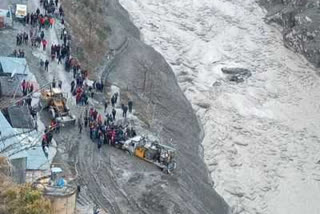 rescue operation at raini village  rescue operation in joshimath  glacier burst of chamoli incident  Uttarakhand glacier burst  ഉത്തരാഖണ്ഡ്‌ പ്രളയം  രക്ഷാപ്രവർത്തനം മൂന്നാം ദിവസവും തുടരുന്നു  ദേശിയ വാർത്ത  national news