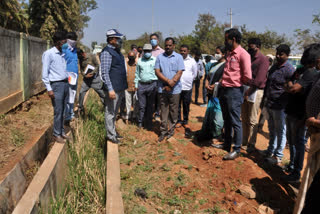 ಕಾಮಗಾರಿಗಳ ಪರಿಶೀಲನೆಗೆ ಜಿಲ್ಲಾಧಿಕಾರಿ ದಿಢೀರ್ ಭೇಟಿ