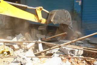 Removal of illegal structures in the town of Mancherial district