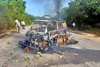 passenger-vehicle-burned-out-in-nelyadi