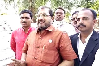 Raju Shetty criticized the central government