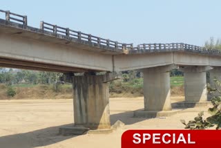 bridge-over-motihara-river-damaged-for-6-years-in-dumka