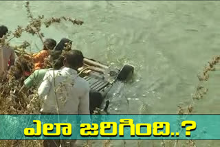 car was pulled out of the canal at konkapaka in warangal rural district