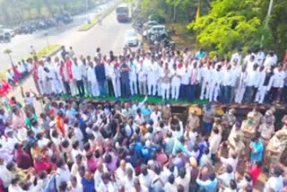 all-party-demonstration-held-in-vizag