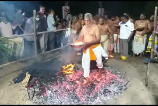 Devotees on fire in Jandrapet