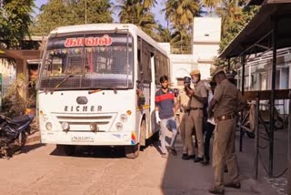 சீர்காழி இரட்டைகொலை வழக்கு  சீர்காழி இரட்டைகொலை வழக்கு குற்றவாளிகளை 15 நாள் காவலில் வைக்க உத்தரவு  Sirkazhi double murder case  Order to detain the culprits in the Sirkazhi double murder case for 15 days  Sirkazhi double murder case accuest 15 days Police custudy