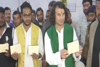 Tej Pratap Yadav sends 50,000 'Azadi Patra' to President for Lalu's release