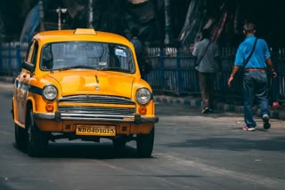 taxi and app cab organizations of aituc support 12 hours bengal strike